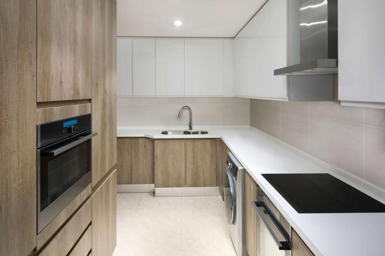 Grand Hyatt Al Khobar Hotel And Residences מראה חיצוני תמונה A modern kitchen